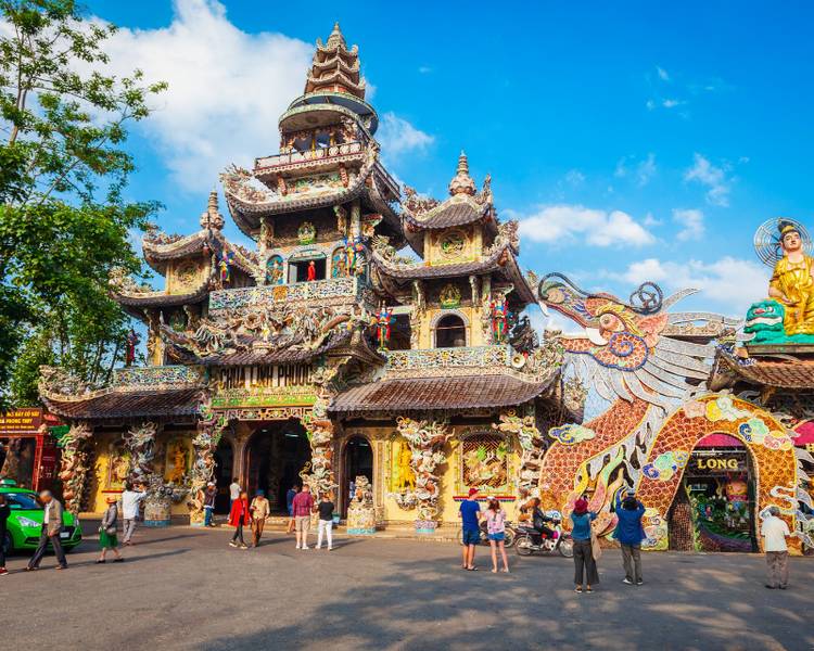 chua-linh-phuoc-da-lat